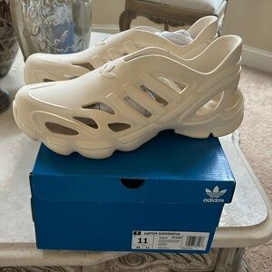 Mens Brand New Cream Adidas Adifom Supernova